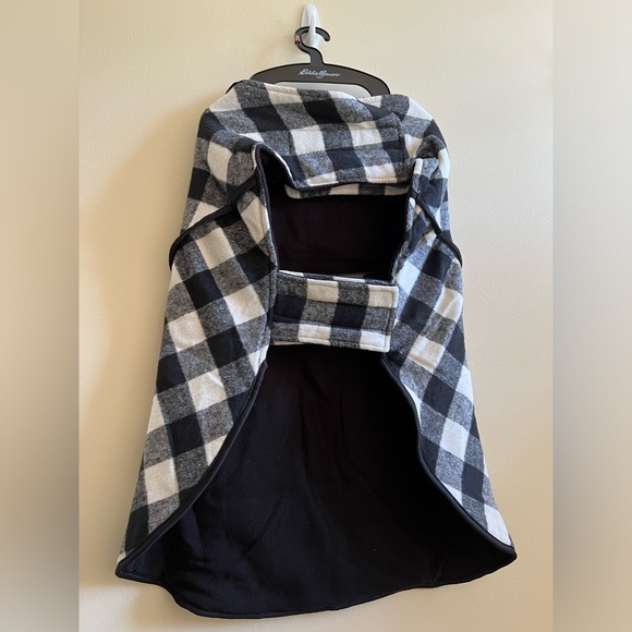 Eddie Bauer..Checkered Plaid Dog Vest Jacket. - Picture 2 of 6